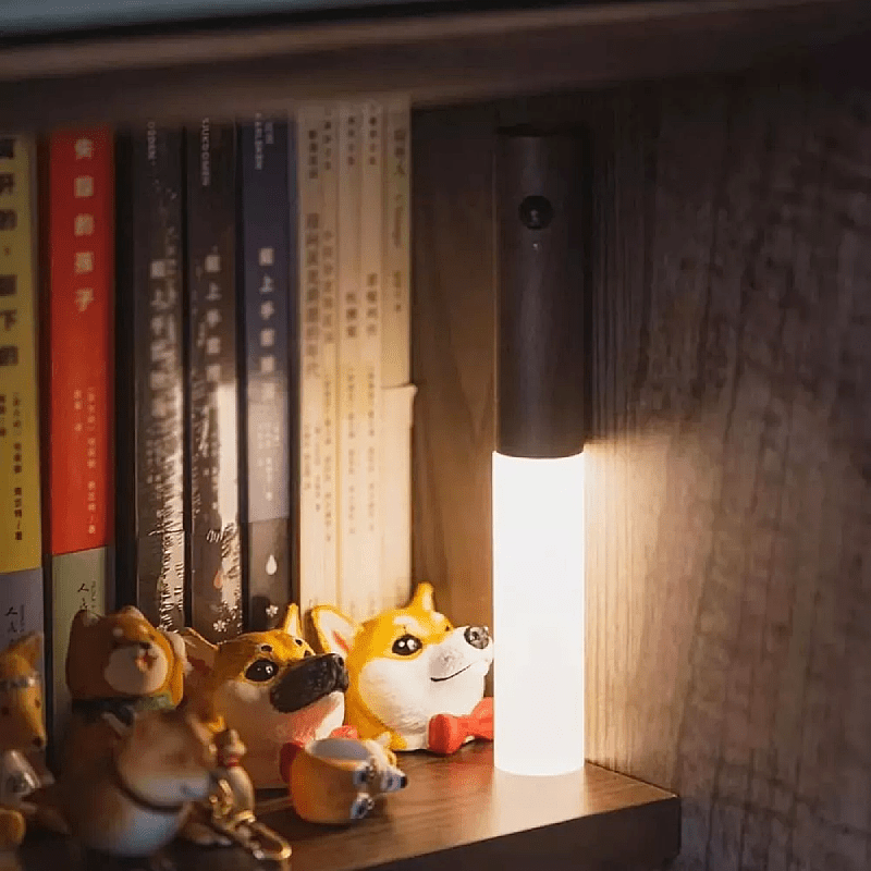 Clario Manyetik Ahşap Duvar Lambası - Clario