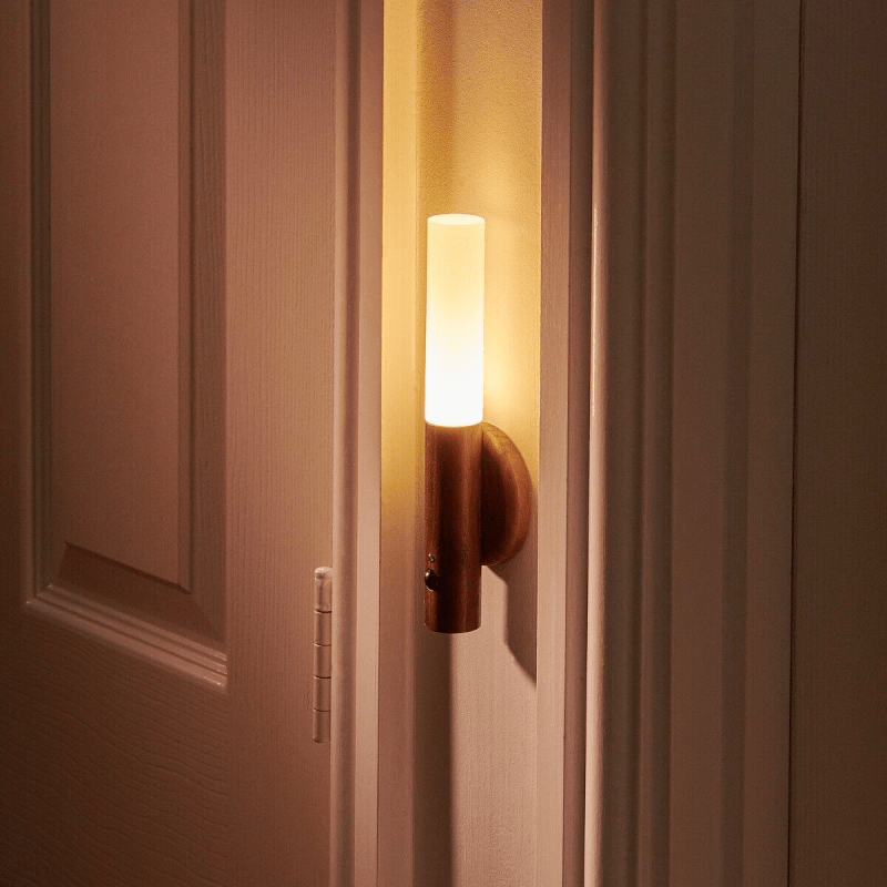 Clario Manyetik Ahşap Duvar Lambası - Clario